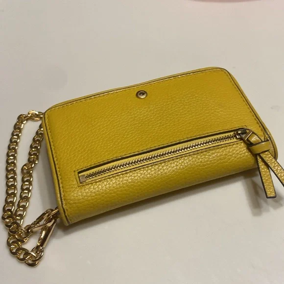 TORY BURCH RARE YELLOW WRISTLET WALLET EUC - Picture 2 of 6